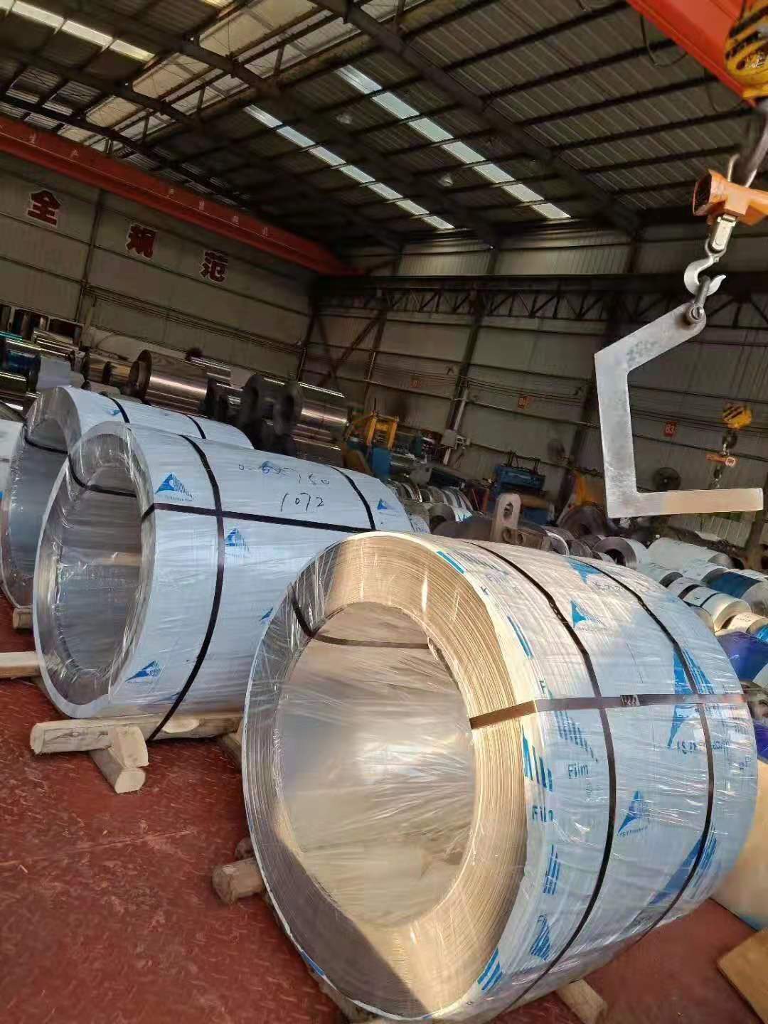 304不锈钢整卷拉丝